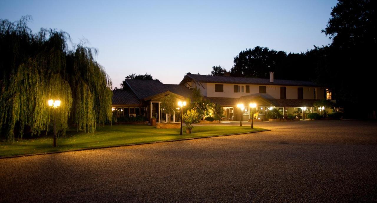 Hotel La Ferme D'En Chon Biscarrosse Exteriér fotografie